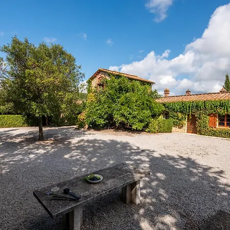 Il Chiassale Farm stay