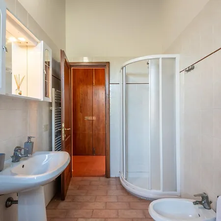 Il Chiassale Farm stay *