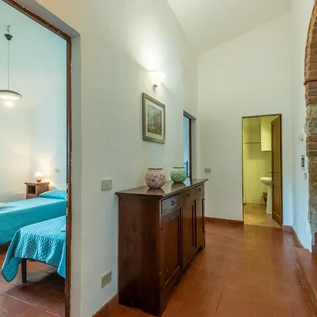 Il Chiassale Farm stay *